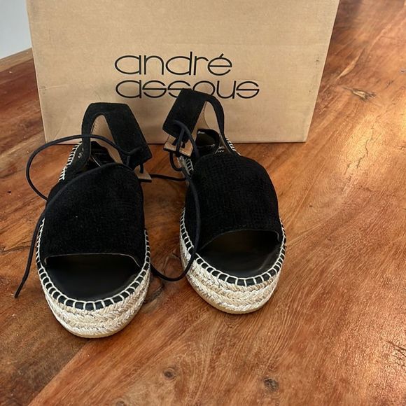 Andre Assous Black Platform Sandals, Size 7 - Picture 1 of 6